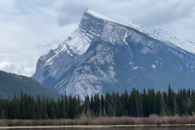 Lake Louise, Moraine Lake, Peyto Lake, Crowfoot, Johnston Canyon - Lake Louise: the classic start, timed for the best lake moments