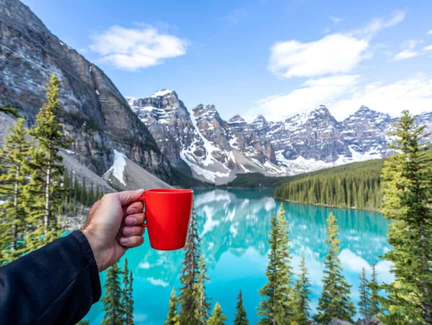 Lake Louise, Moraine Lake, tour from Canmore/Banff - The van drive through Banff National Park: comfortable travel, built-in scenery