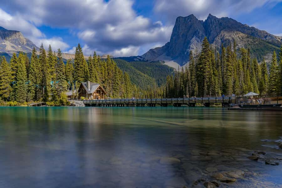 Lake Louise,Moraine,Emerald Lake,Johnston Canyon & BanffTour - Practical tips to make the day feel easier