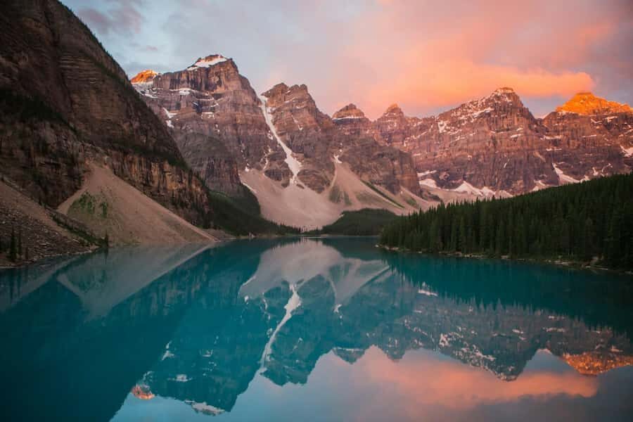 Lake Louise,Moraine,Emerald Lake,Johnston Canyon & BanffTour - Pickup, ride comfort, and how timing usually works