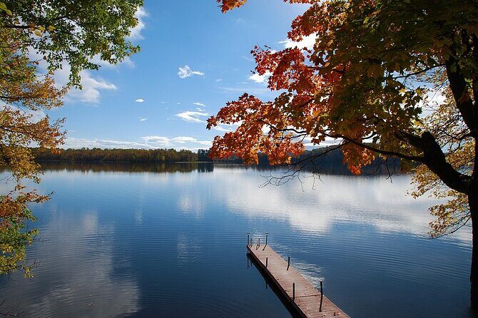 Lake Muskoka and Algonquin Small Group 1-Day Tour From Toronto - Lake Couchiching: calm water, quick reset