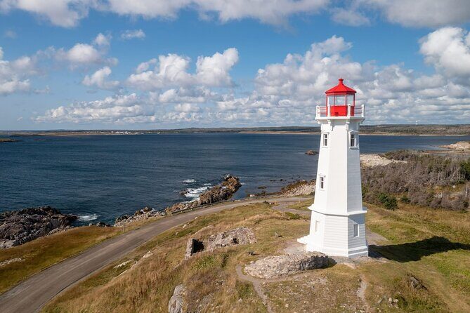 Louisbourg Fortress, Lighthouse and Cliffside Adventure - Getting to the tour: cruise-terminal pickup and how to avoid the first headache
