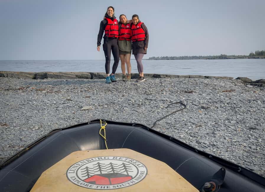 Lunenburg: Zodiac Wildlife Tour with Naturalist Guide - Wildlife etiquette: how the rules protect animals and your viewing