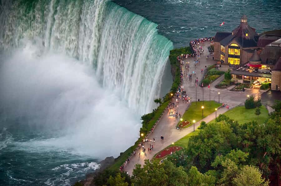 Luxury Day Trip: Niagara on the Lake, Wine & Falls - Key things I’d circle before you book