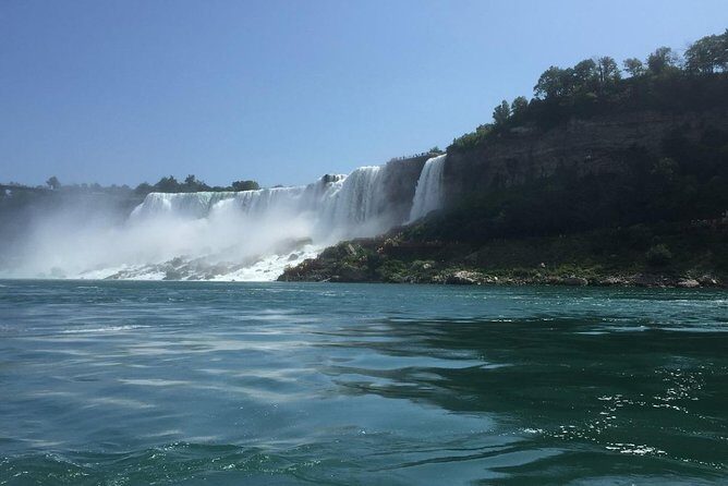 Luxury Day Trip: Niagara on the Lake, Wine & Falls from Toronto - What to Watch Out For: Walking, Meals, and Vehicle Changes