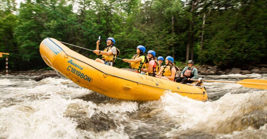 Mad Adventure rafting - Safety and comfort: the guide and the gear do the heavy lifting