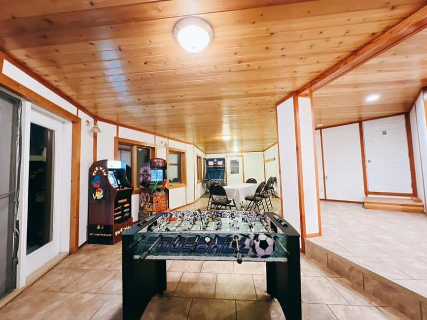 Madeline Lake: Aurora Lodge and Aurora Chasing Tour - What to Bring: Warm Clothing That Lets You Actually Enjoy the Night