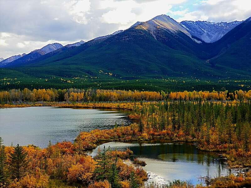 Minnewanka/Banff Gondola/Johnston Canyon/Moraine Lake Louise - Key things I’d plan around