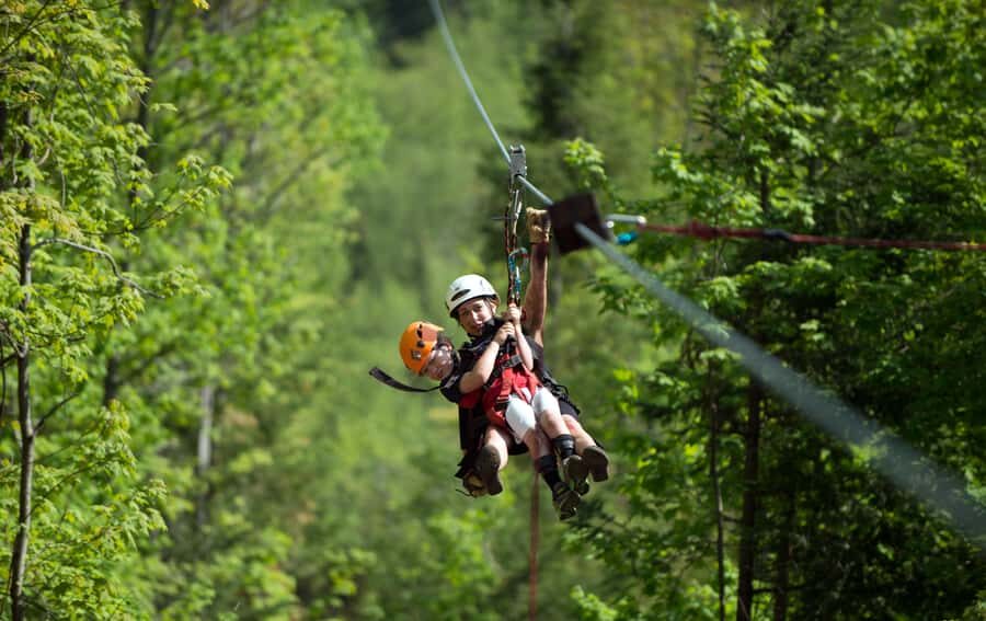 Mont-Catherine: Ziplines & Hike near Mont-Tremblant - The 150-minute flow: hike, heated teepees, and two ziplines