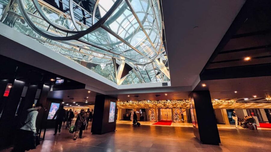 Montreal: 2-Hour Private Complete Hidden City Experience - Key highlights at a glance