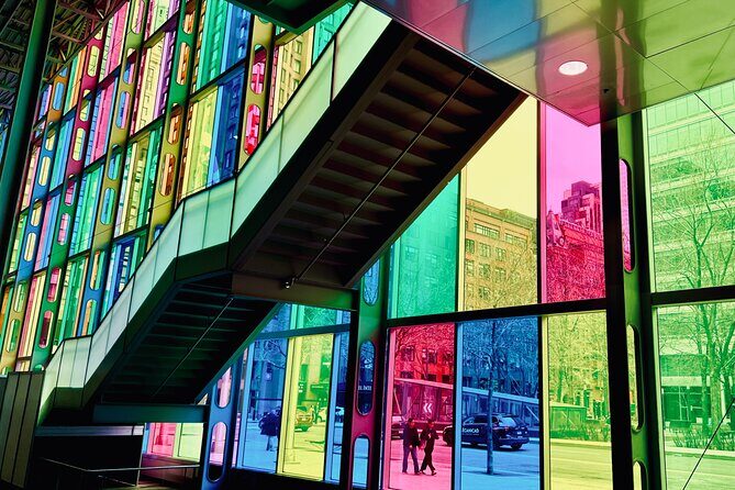 Montreal: 3-Hour Private Car Tour with Expert & Free Pick up - Vieux-Montréal + McGill + Musée des beaux-arts: the “culture in motion” section