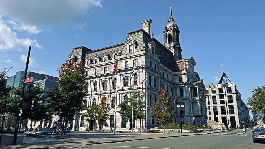 Montreal: 3-Hour Private Car Tour with Expert & Free Pickup - Olympic Stadium, Markets, and Museum-Adjacent Streets