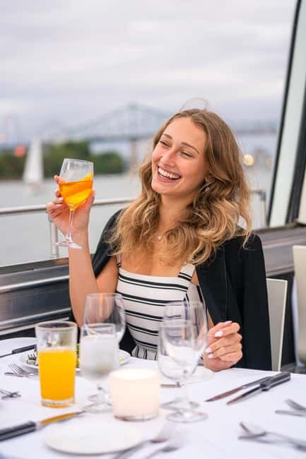 Montreal: Bateau-Mouche Cruise with A La Carte Dinner Option - Music, Service, and Onboard Atmosphere