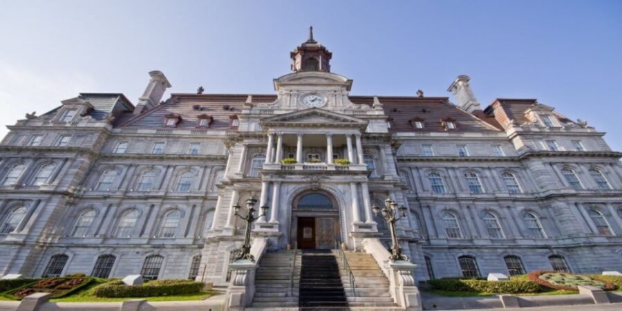 Montreal: Best of Montreal Food Walking Tour with Tastings - How to make it enjoyable: shoes, water, and pacing