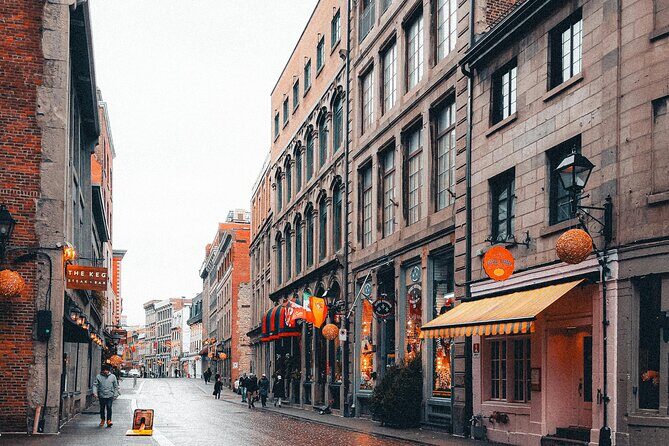 Montreal City Highlights 3 Hour Walking Tour | Gratuity-Based - Starting at Dorchester Square: history under your feet