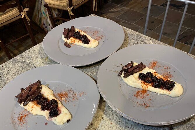 Montreal Cooking Class & Wine Tasting with Michelin Chef Robert - Timing, meeting point, and how to show up without stress