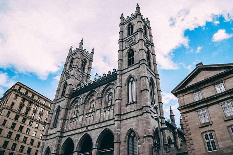 Montreal: Essential Neighborhoods Walking Tour + Basilica - Getting your bearings around Place d’Armes