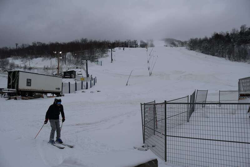 Montreal: Guided Skiing in Quebec Forests - Price and value: what $432 per person buys beyond the lesson