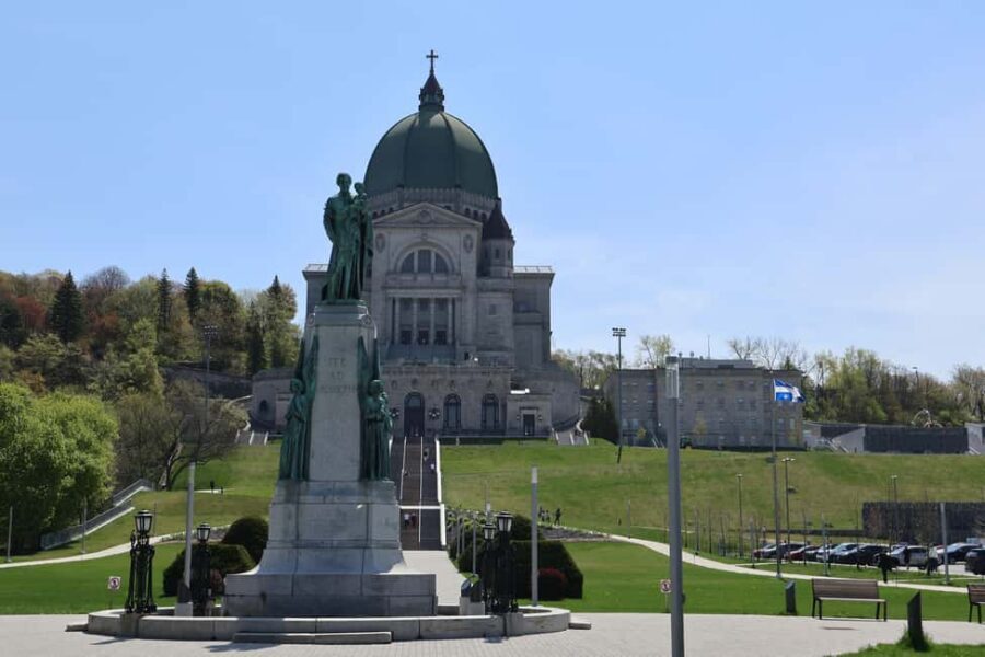 Montreal: Iconic Landmarks All-Inclusive VIP Experience - Who should book this VIP Montreal route (and who should skip it)