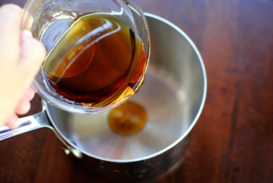 Montreal: Maple Syrup Tour with Sugar Shack & Local Cuisine - Who should book this maple syrup tour
