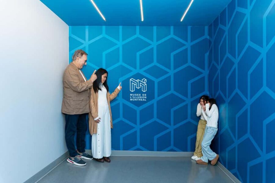 Montreal: Museum of Illusions Entry Ticket - A 1-Hour Ticket to See How Your Brain Gets Fooled in Montreal