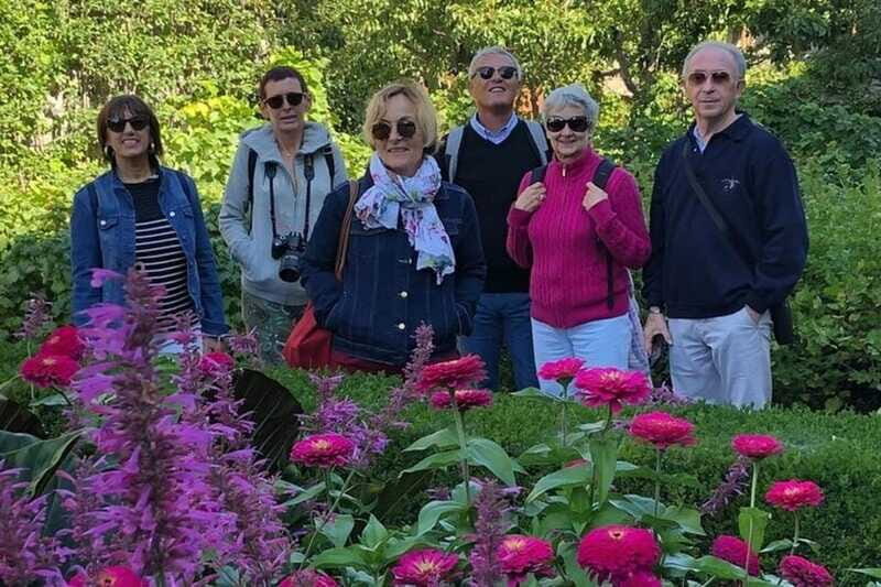 Montreal : Old Montreal Walking Tour With A Guide - Practical tips before you go (so it feels easy)