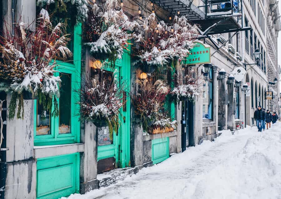 Montreal: Old Montreal Wintertime Express Walking Tour - Pacing That Feels Winter-Friendly (Not Hectic, Not Too Slow)