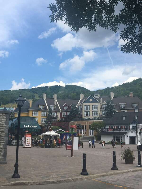 Montreal: Private Day Tour to Mont Tremblant - Timing: how the day moves from pickup to return