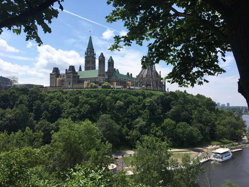 Montreal: Private Day Tour to Ottawa - Key highlights at a glance