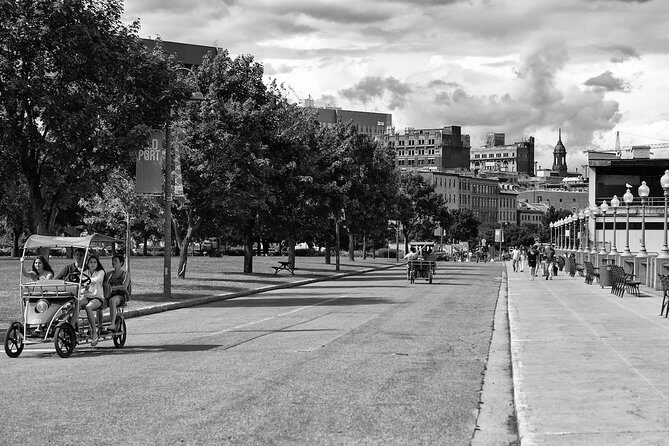Montreal Private Photo Tours with Pro Photographer - Price and value: what $408.29 per group really buys