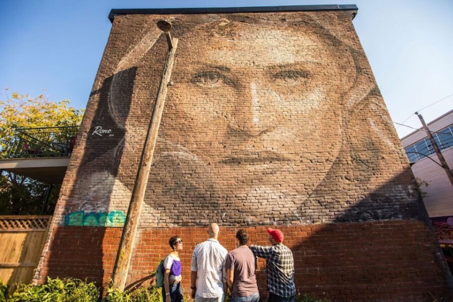 Montreal: Street Art & Mural 2-Hour Guided Walking Tour - Key things to know before you go