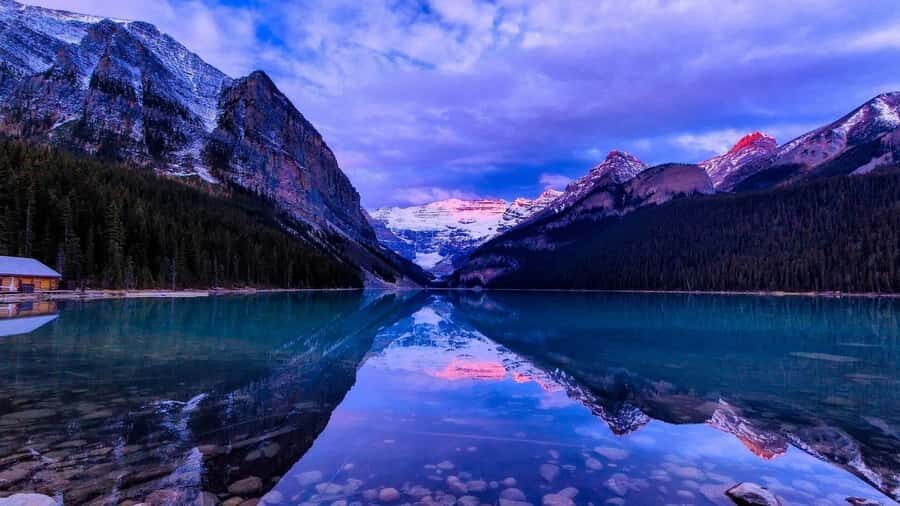 Moraine Lake 1.5hr & Lake Louise Shuttle from Canmore/Banff - Key things to know before you go
