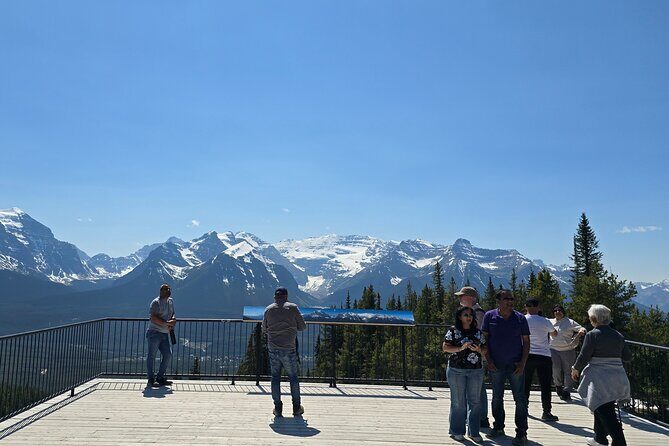 Moraine Lake and Lake Louise Half Day Tour - Photo strategy that fits 1 hour 20 minutes