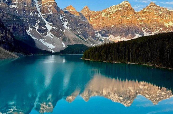 Moraine Lake and Lake Louise Shuttle | End of Summer Seat Sale! - Back to the Lake Louise Visitor Centre and Home