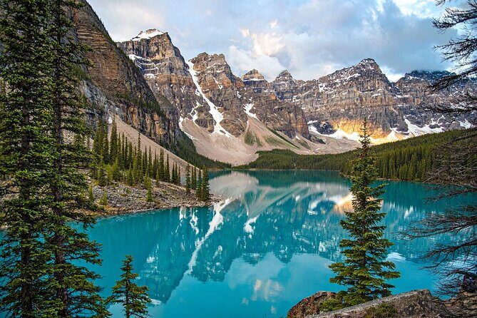 Moraine Lake and Lake Louise Tour from Calgary - Canmore - Banff - Route and timing: how this full day stays efficient