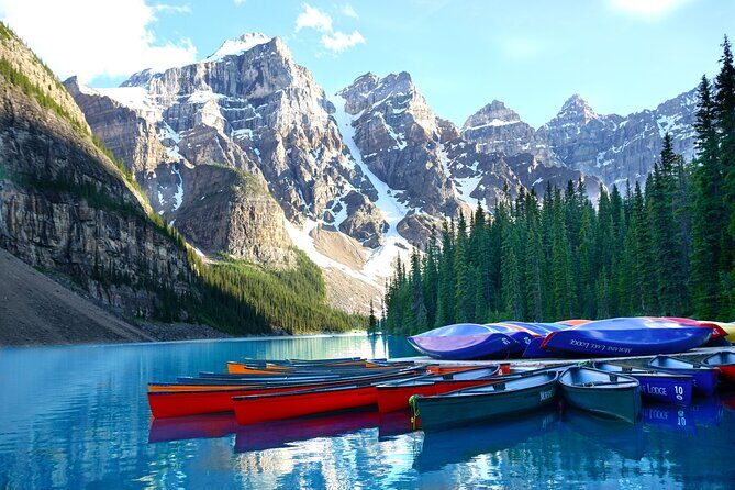 Moraine Lake, Lake Louise & Banff Secrets | Award-Winning Tour - Your “secret spots” day is really about flexible routing