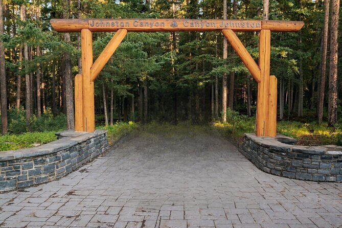 Moraine Lake, Lake Louise, Johnston Canyon, Bow Falls, Banff Town - Johnston Canyon catwalk hike: guided safety and easier photo timing