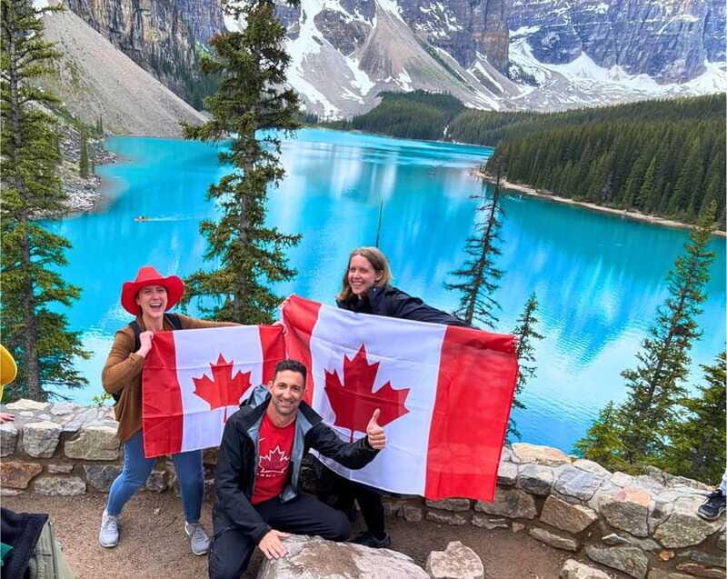 Moraine Lake Sunrise & Lake Louise from Calgary/Canmore/Banf - Local Guides Make the Difference (Especially for Timing)