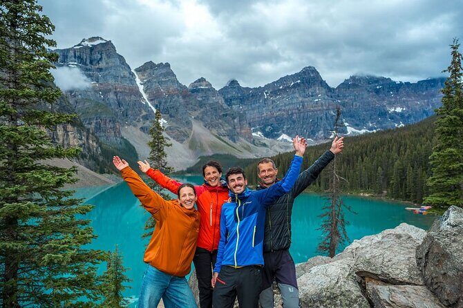 Moraine Lake Sunrise: Premium Tour from Canmore & Banff - Pre-dawn ride and the Rockpile hot drink wait