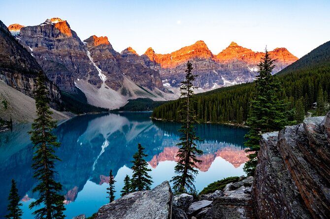Moraine Lake Sunrise(2.5hrs)&Lake Louise(2hrs) from Canmore/Banff - Stop 2: Lake Louise with a choose-your-own-pace plan