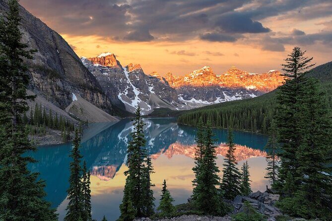 Moraine Lake Sunrise(2.5hrs)&Lake Louise(2hrs) from Canmore/Banff - Blue Green Planet tree planting: a small touch