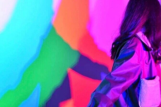 Museum of Illusions Admission in Toronto - Getting in: where to redeem and how long it takes