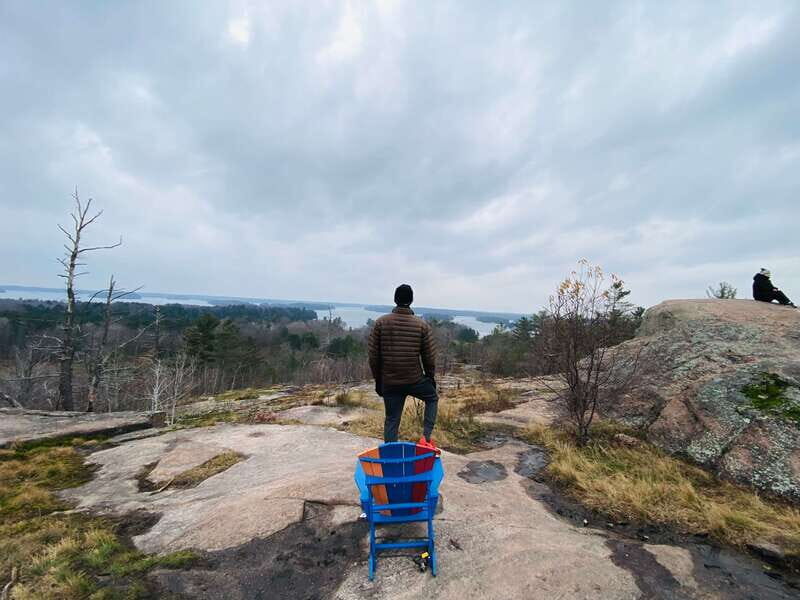 Muskoka: High Falls, Hardy Lake, & Huckleberry Rock Tour - Bracebridge Stop and the Scenic Drive Breaks