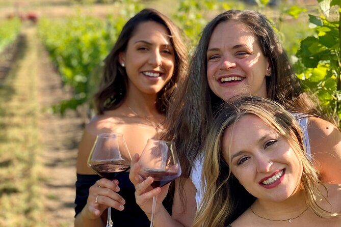 Naramata Bench 5 Winery Tour - Lunch bistro reservations: plan for cost, not comfort