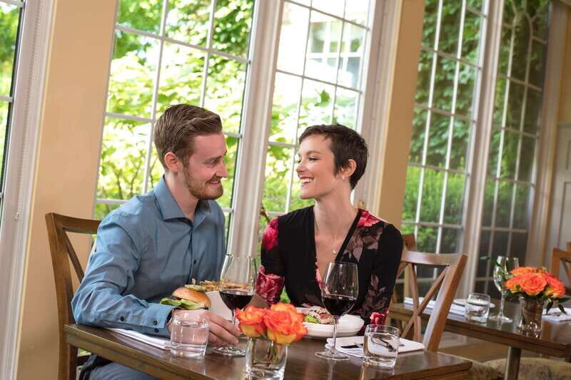 Niagara, Canada: Half-Day Winery Tour with Tastings - Lakeview Estates and the Niagara College Teaching Winery: When Learning Gets Real
