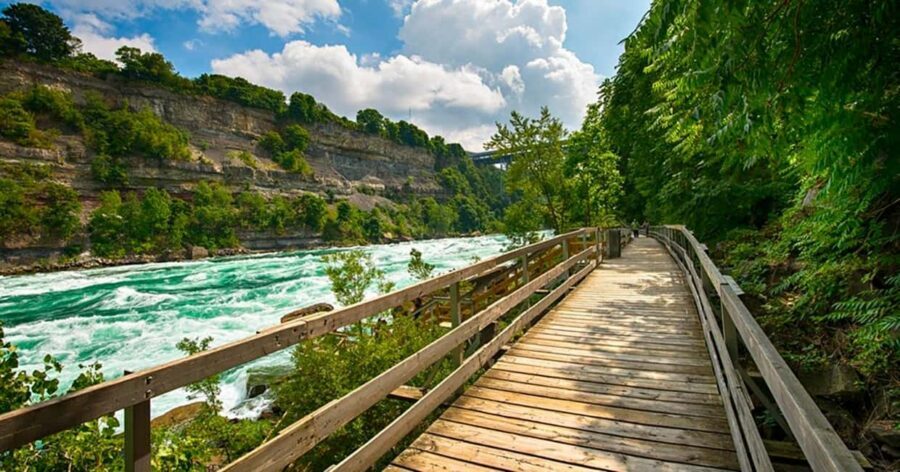Niagara Falls: 5 Attraction Pass, WEGO Bus & Audio Guide - Getting Around With Unlimited WEGO Buses (Without Stress)