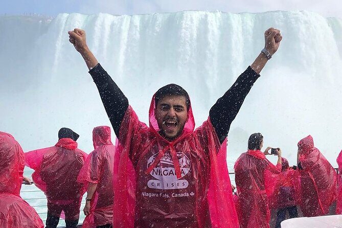 Niagara Falls Canada Tour, Boat, Skylon Tower & Maple Tasting - The Real Value: What You Get for About $89
