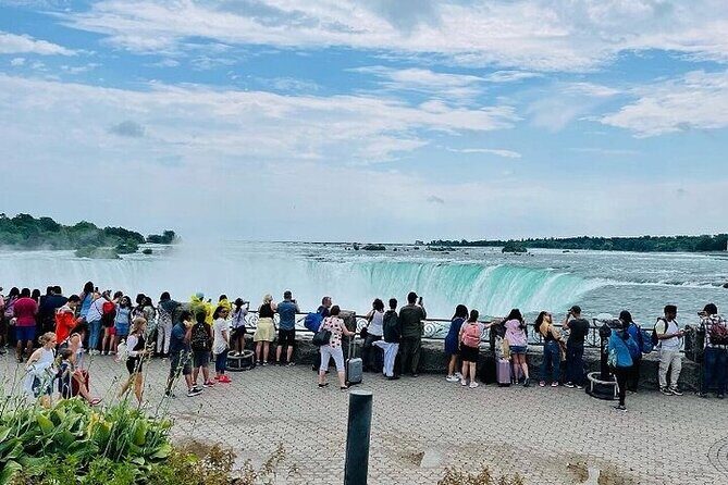 Niagara Falls Day Tour from Toronto Includes Boat Tour and Winery - Stop 1: Niagara College Teaching Winery and the short, focused tasting