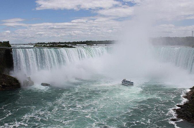 Niagara Falls Day Tour from Toronto with Wine Tasting - Who This Tour Suits Best