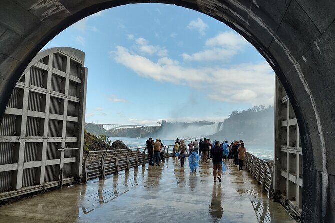 Niagara Falls Private Custom Tour from Toronto Area - Price and logistics: is $290.90 per person worth it?